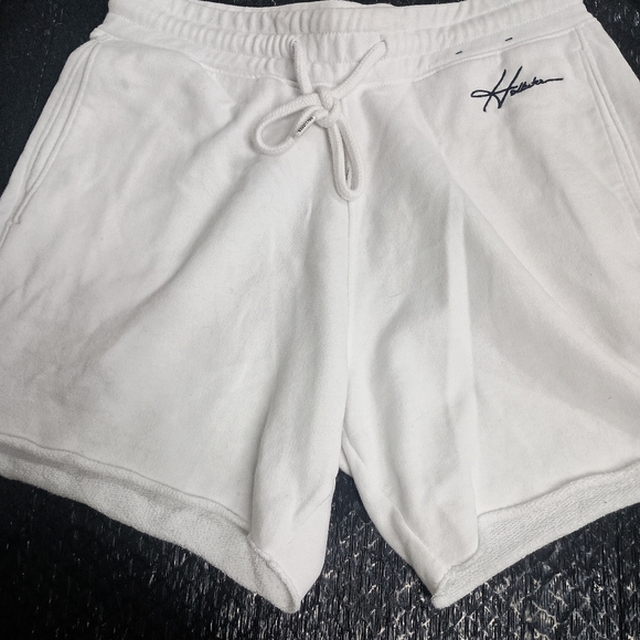 Hollister White Athletic Shorts with Drawstring Tie - Picture 6 of 12